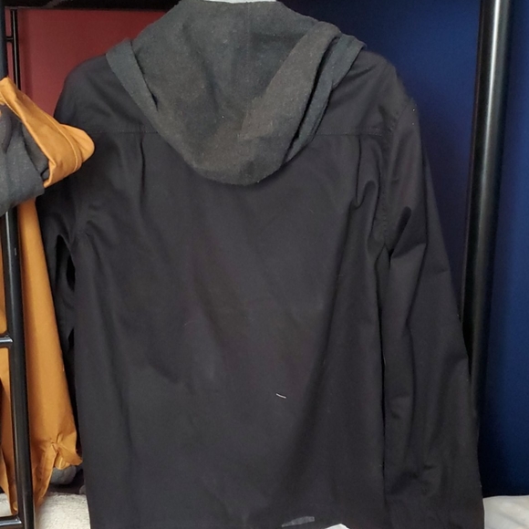 Black zip up jacket - Picture 2 of 2